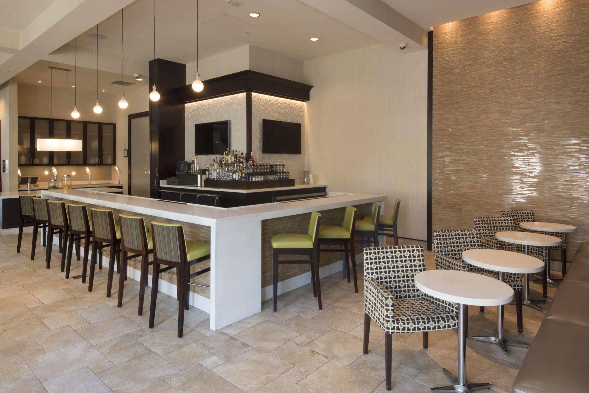 Hilton Garden Inn Raleigh Cary Eksteriør bilde